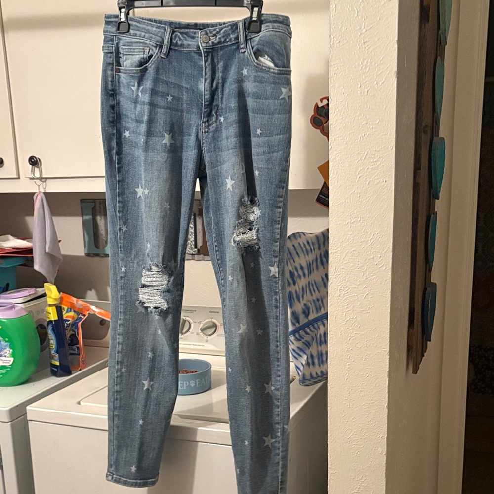 Judy Blue Distressed Star Boyfriend Jeans - Light Blue